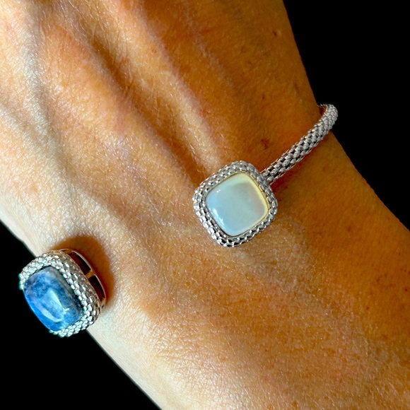 Kendra Scott blue lupus and pearl bracelet New.used for displays. - Picture 2 of 5